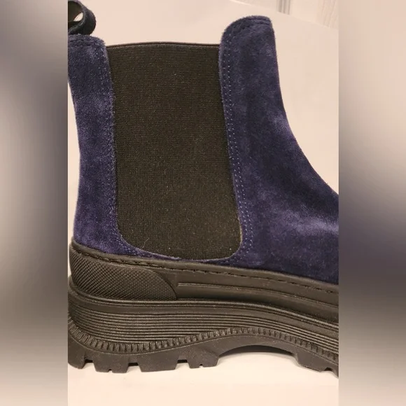 LIFE Women's Italian Blue & Black Suede Platform ChelseaBoots Size 6.5 /37 - Picture 11 of 14
